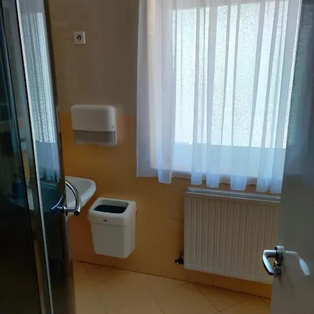 Πανσιόν Italia